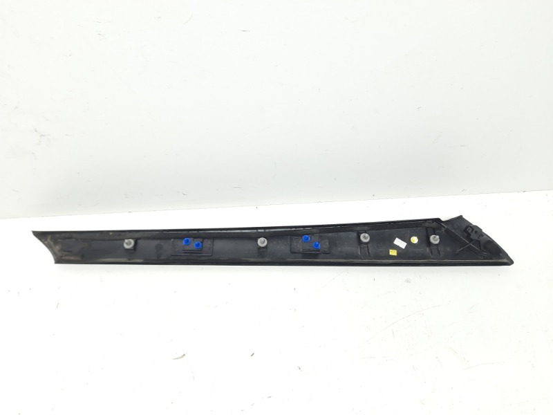 Накладка стойки