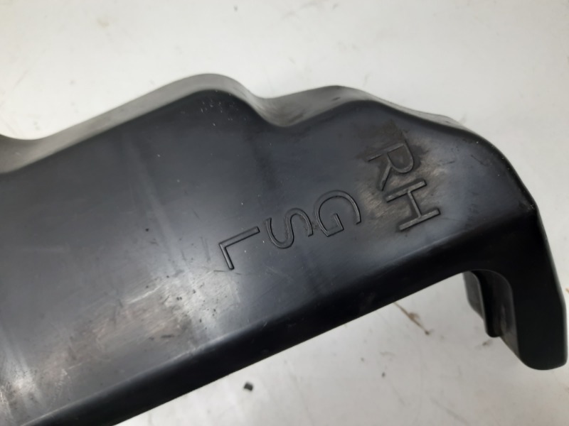 Воздуховод радиатора правый