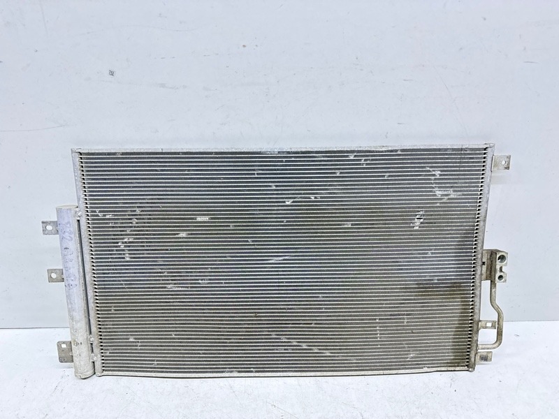 Радиатор кондиционера / конденсер