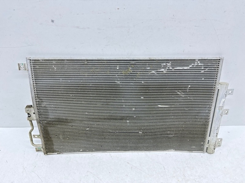 Радиатор кондиционера / конденсер