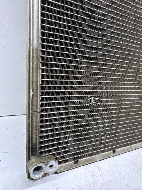 Радиатор кондиционера / конденсер
