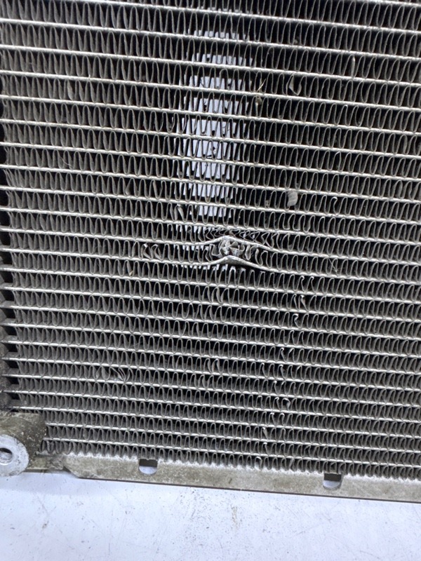 Радиатор кондиционера / конденсер