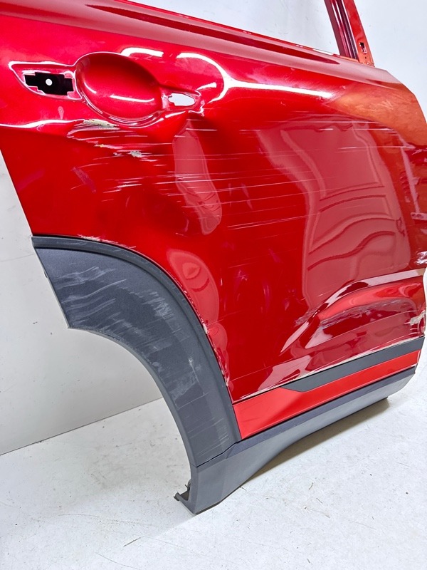 Дверь задняя правая