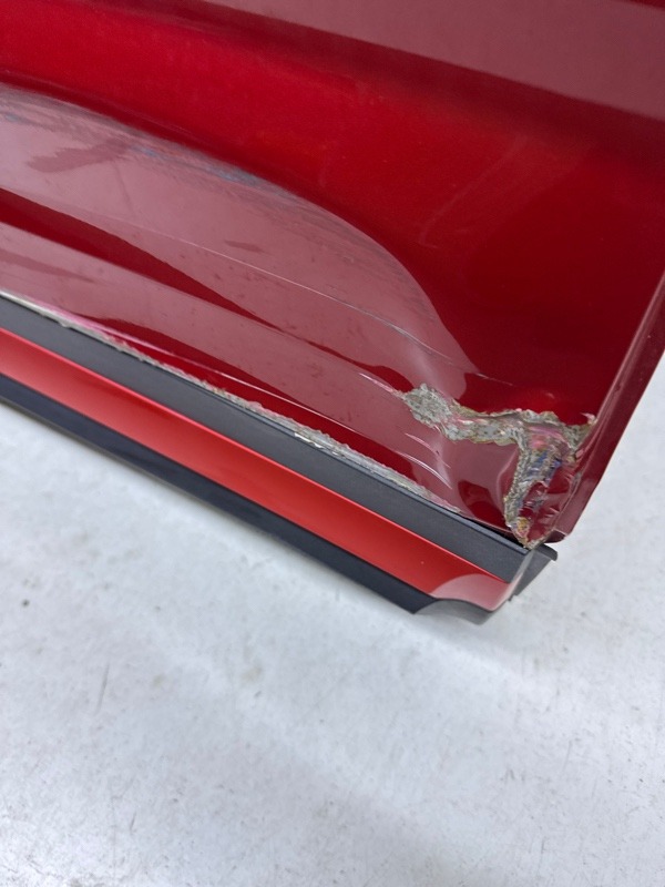 Дверь задняя правая