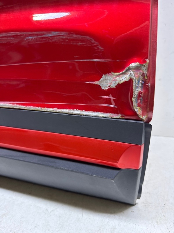 Дверь задняя правая