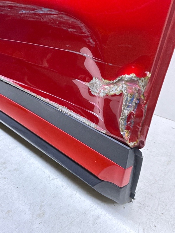 Дверь задняя правая