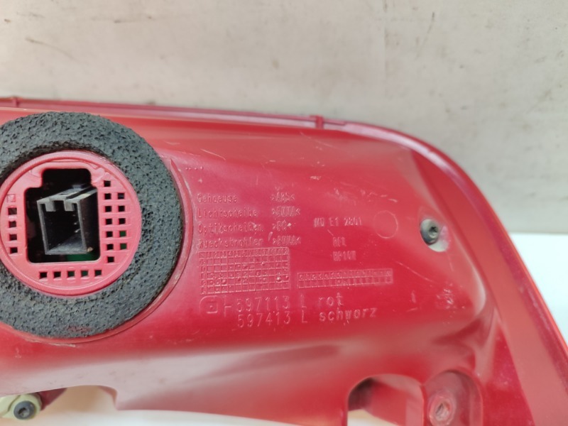 Фонарь задний правый