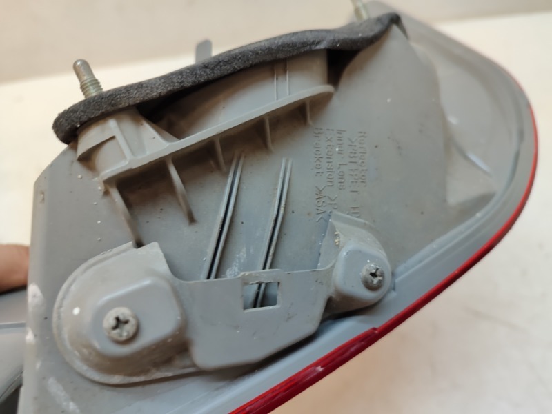 Фонарь задний левый