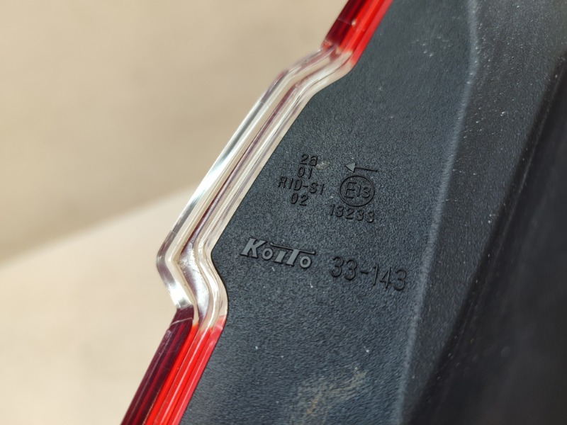 Фонарь задний левый