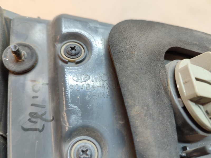 Фонарь задний правый