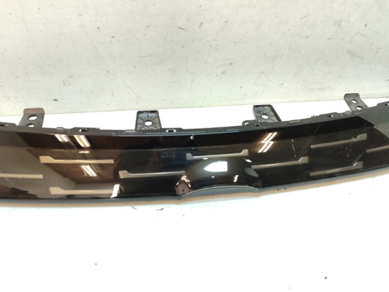 Накладка переднего бампера