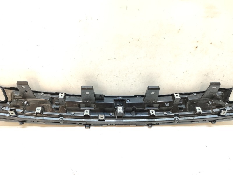 Накладка переднего бампера