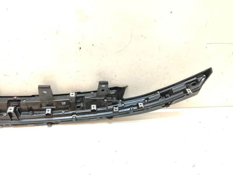 Накладка переднего бампера