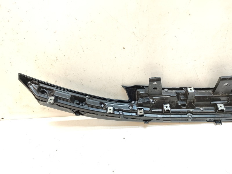 Накладка переднего бампера