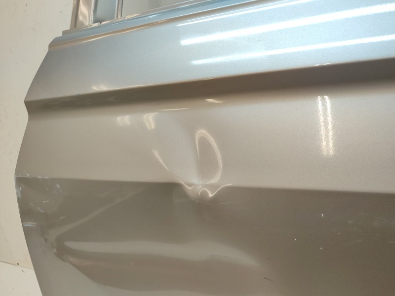 Дверь задняя левая