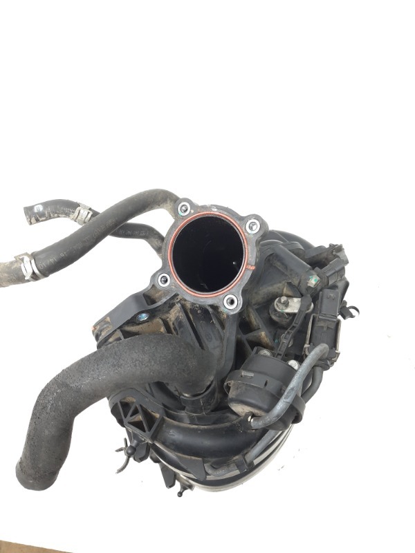 Коллектор впускной