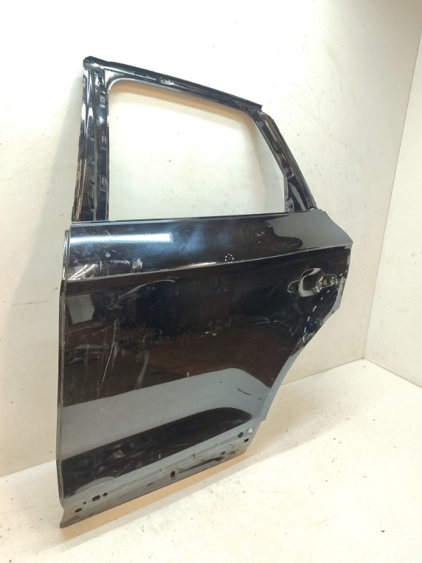 Дверь задняя левая