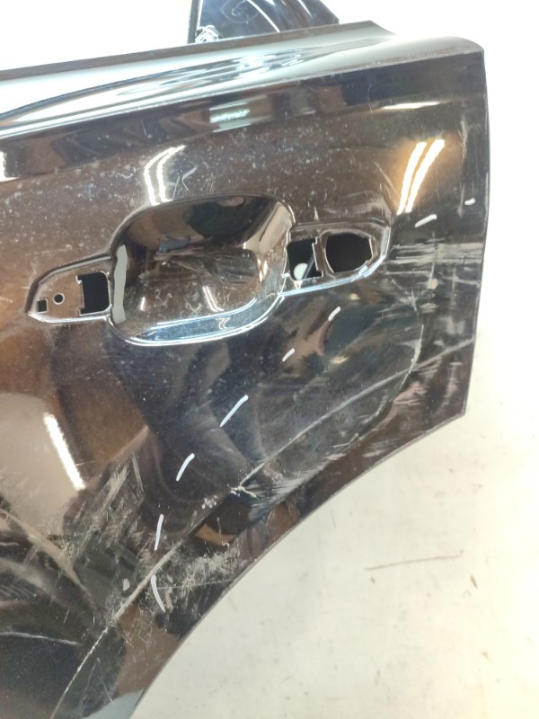 Дверь задняя левая