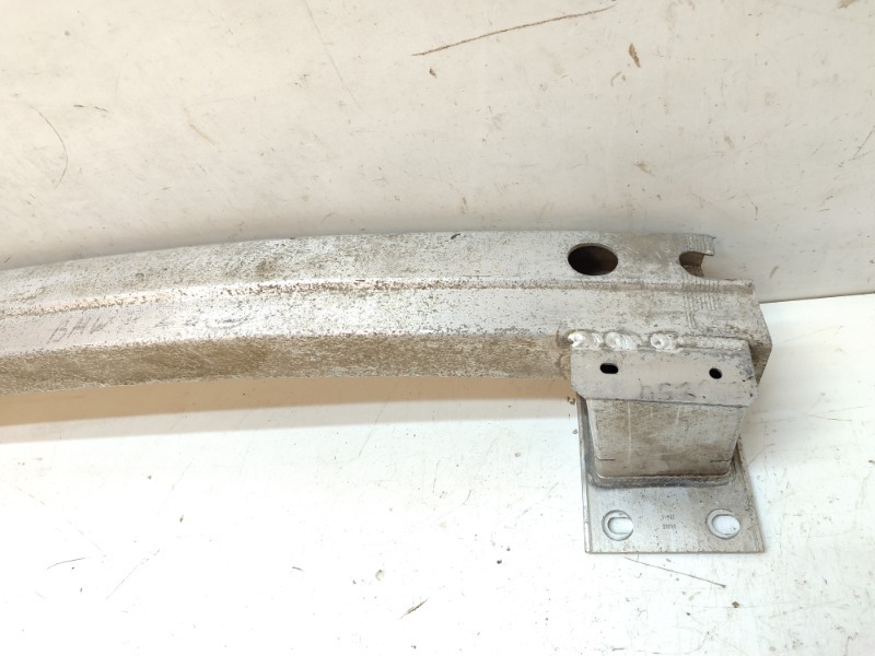 Усилитель заднего бампера