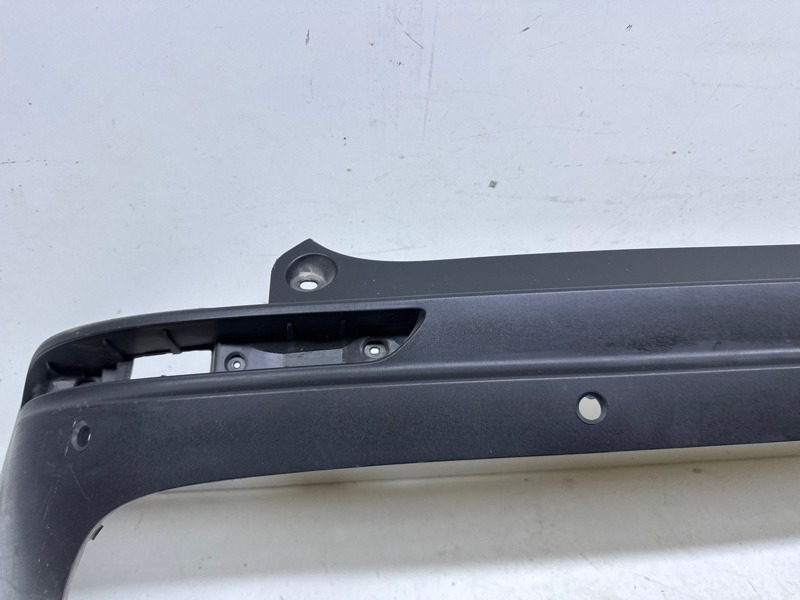 Спойлер заднего бампера