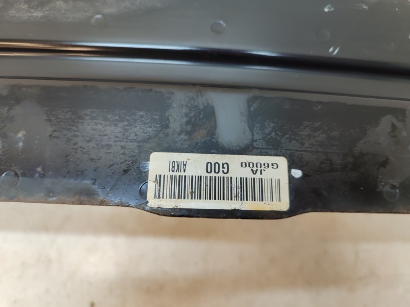 Усилитель переднего бампера