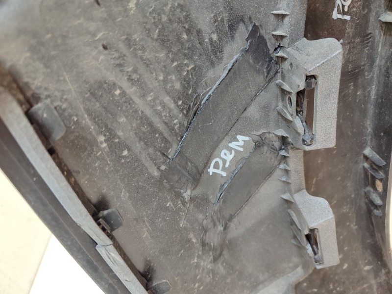 Бампер передний