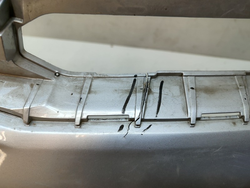 Бампер передний