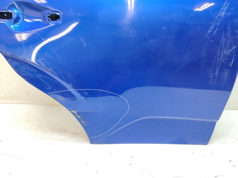 Дверь задняя правая