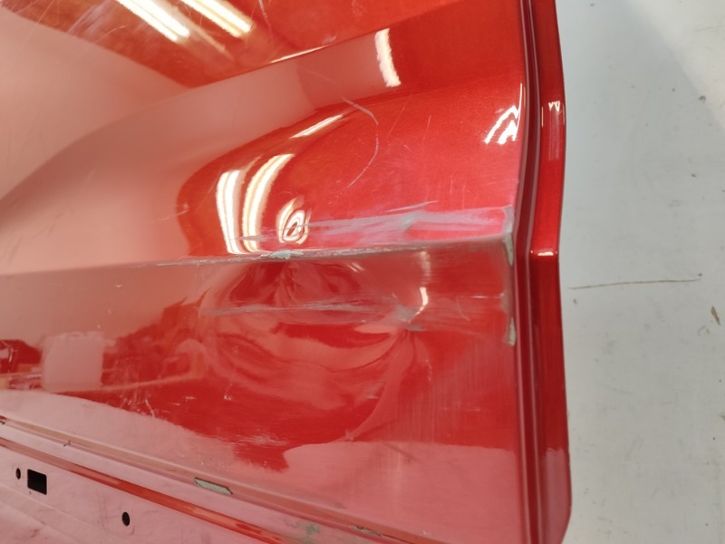 Дверь задняя правая