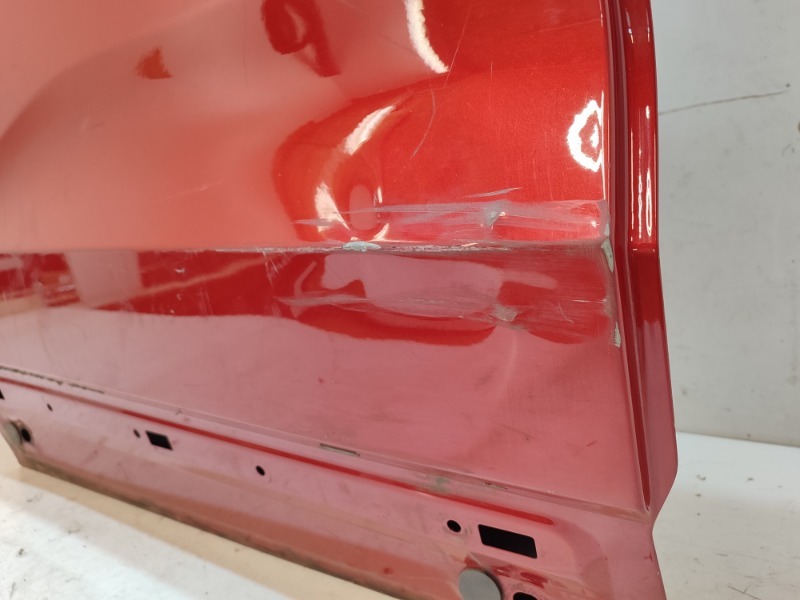 Дверь задняя правая