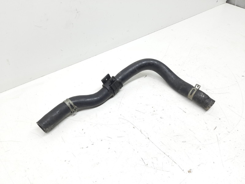 Патрубок радиатора