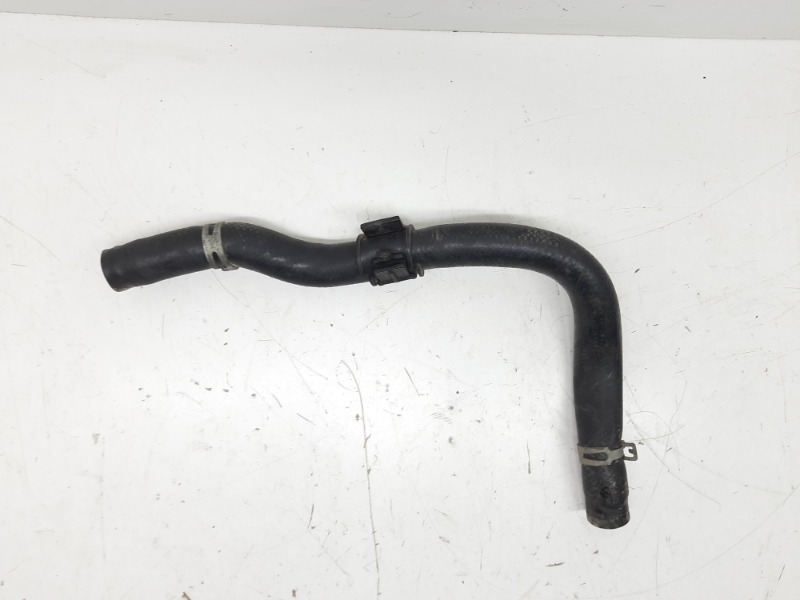 Патрубок радиатора