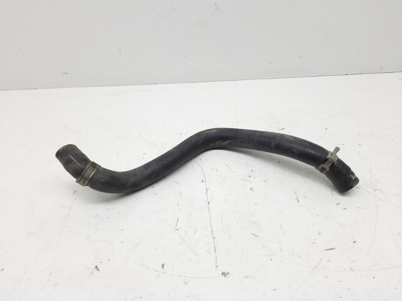 Патрубок радиатора