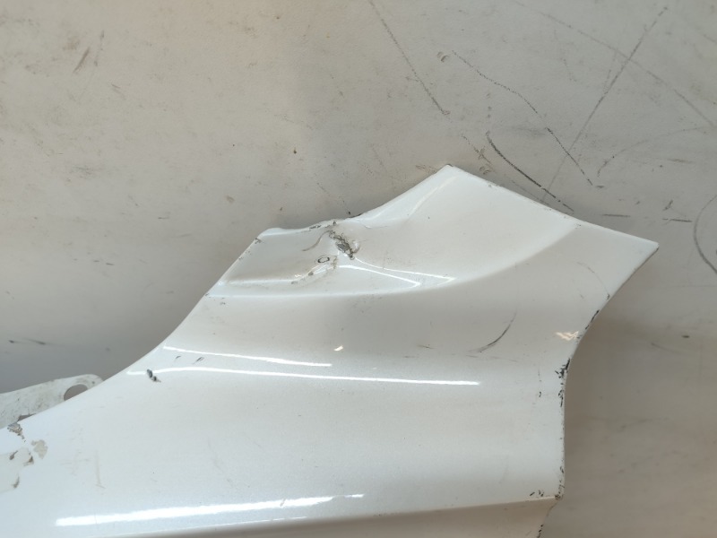 Крыло переднее левое