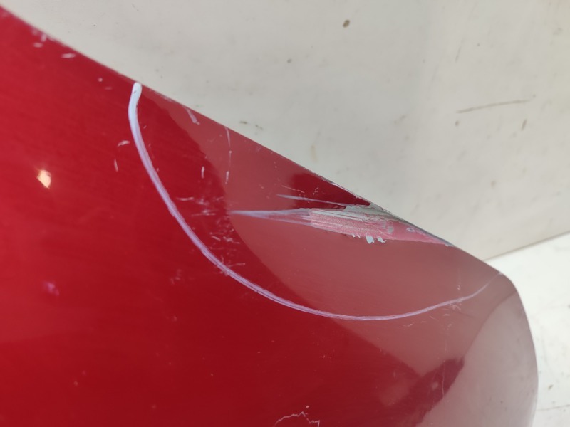 Крыло переднее правое