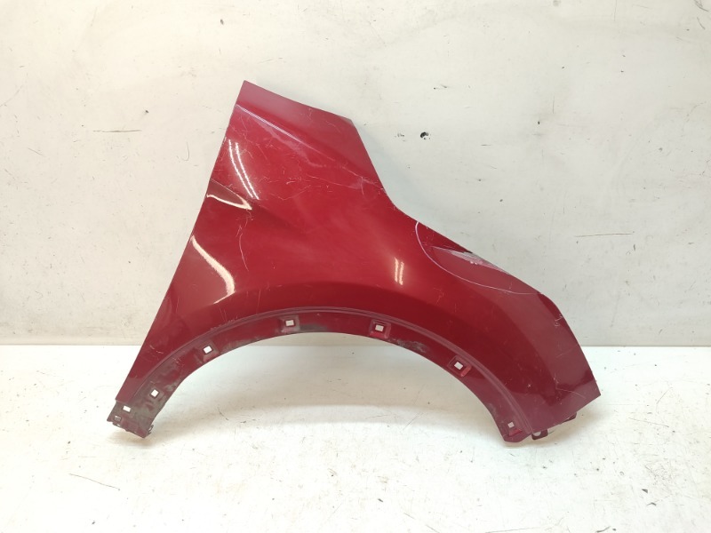 Крыло переднее правое