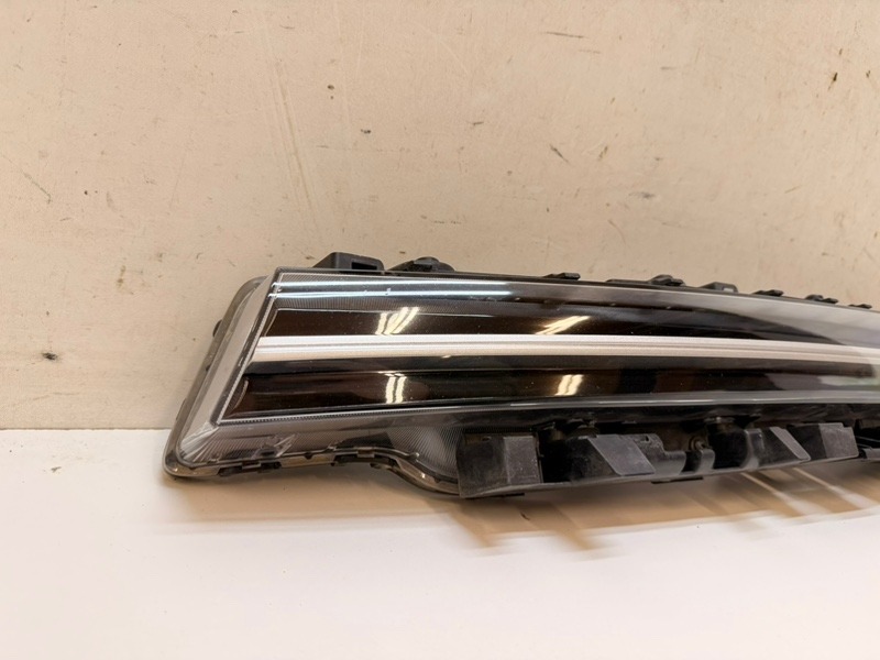 Фара дневного света (ходовые огни)