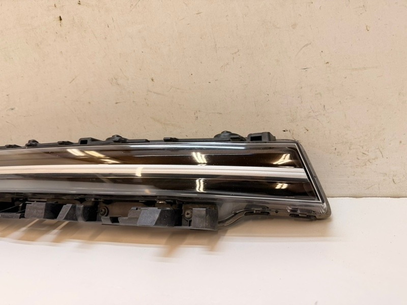 Фара дневного света (ходовые огни)