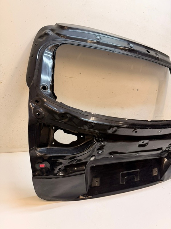 Крышка багажника