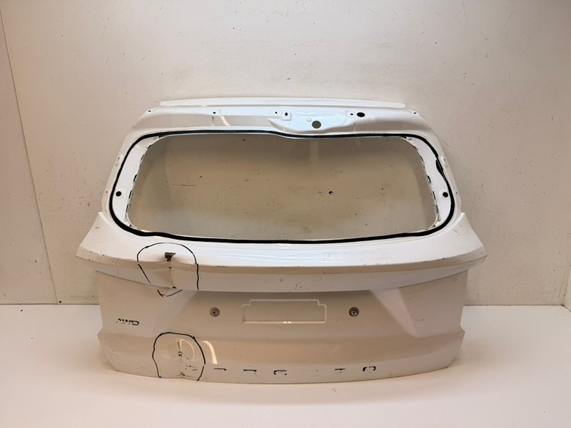 Крышка багажника