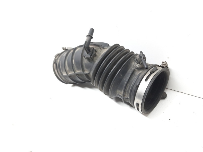 Патрубок воздушного фильтра