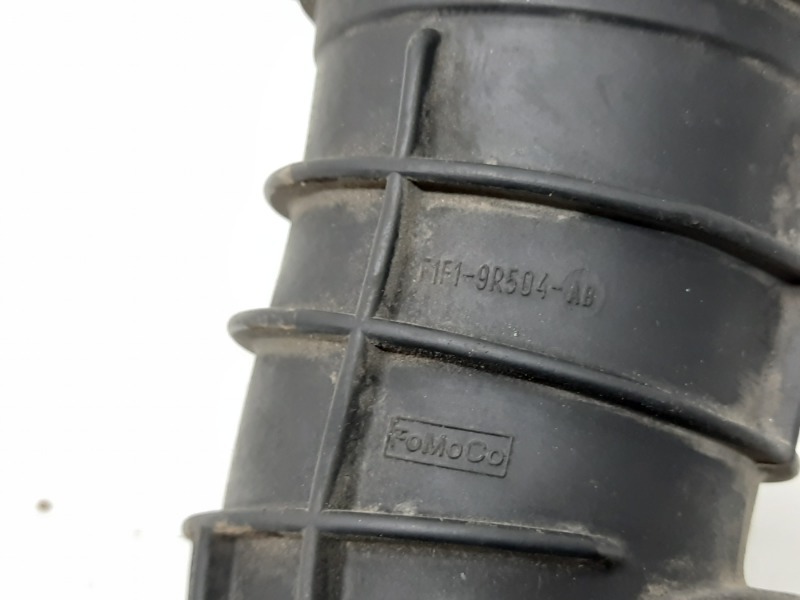 Патрубок воздушного фильтра