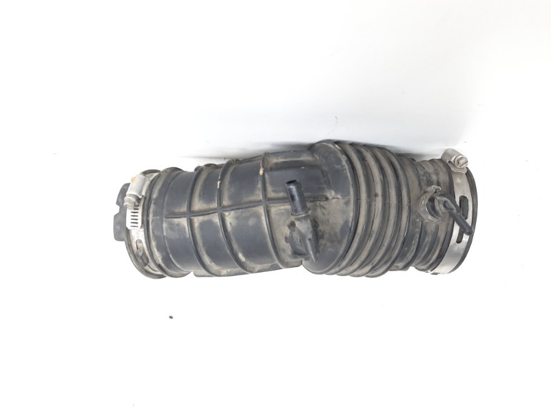 Патрубок воздушного фильтра