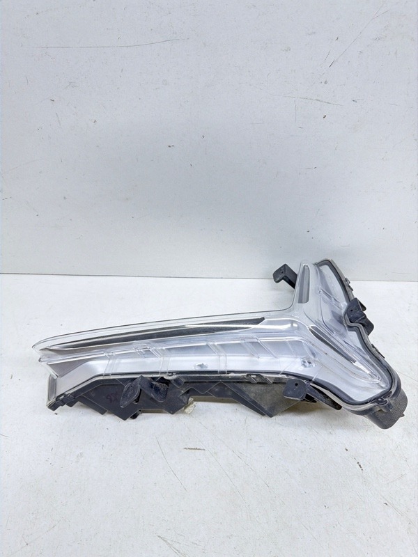 Фара противотуманная левая