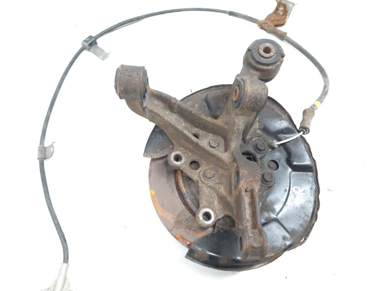 Кулак поворотный задний правый