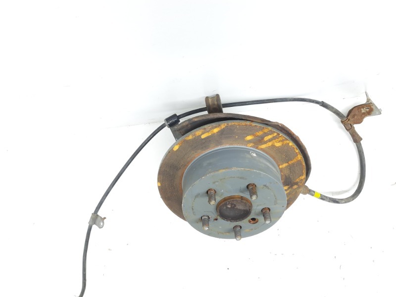 Кулак поворотный задний правый