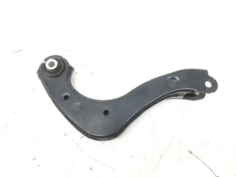 Рычаг задний правый