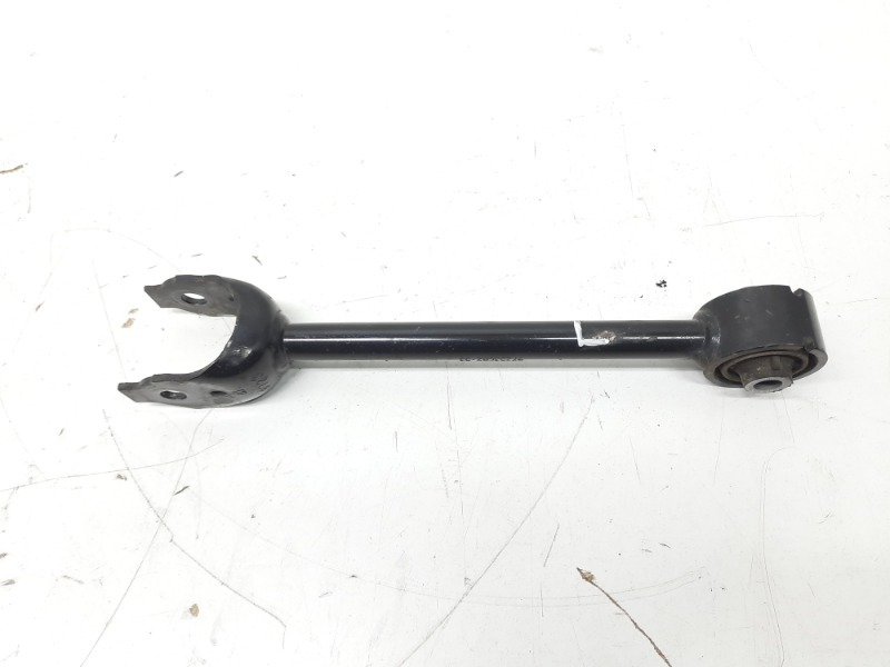 Рычаг задний левый