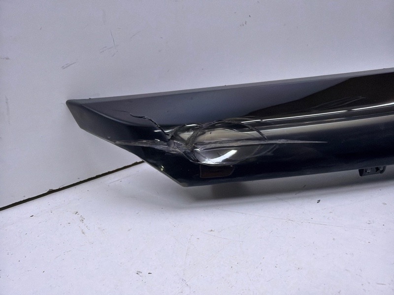 Накладка переднего бампера