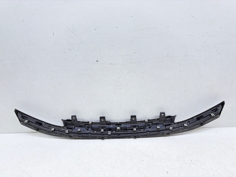 Накладка переднего бампера